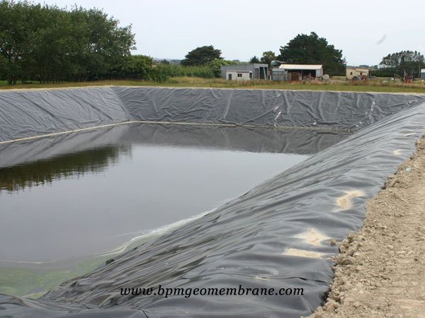 smooth geomembrane hdpe pond liner in Kenya